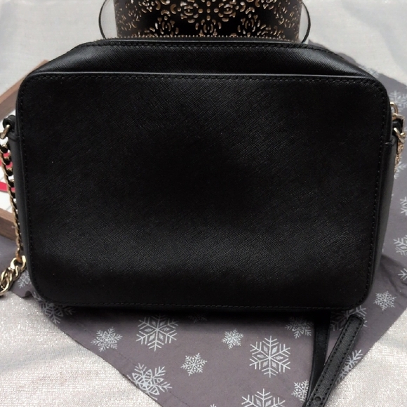 Michael Kors Classic Black Crossbody Bag - Picture 3 of 8